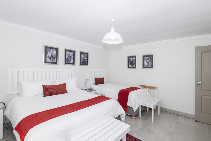 7 Bedroom Property for Sale in Jacobsbaai Western Cape